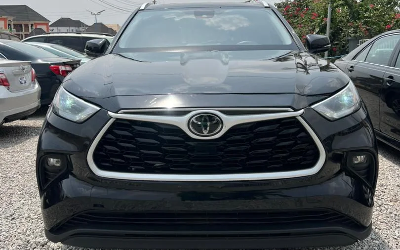 2024 Toyota Highlander XLE