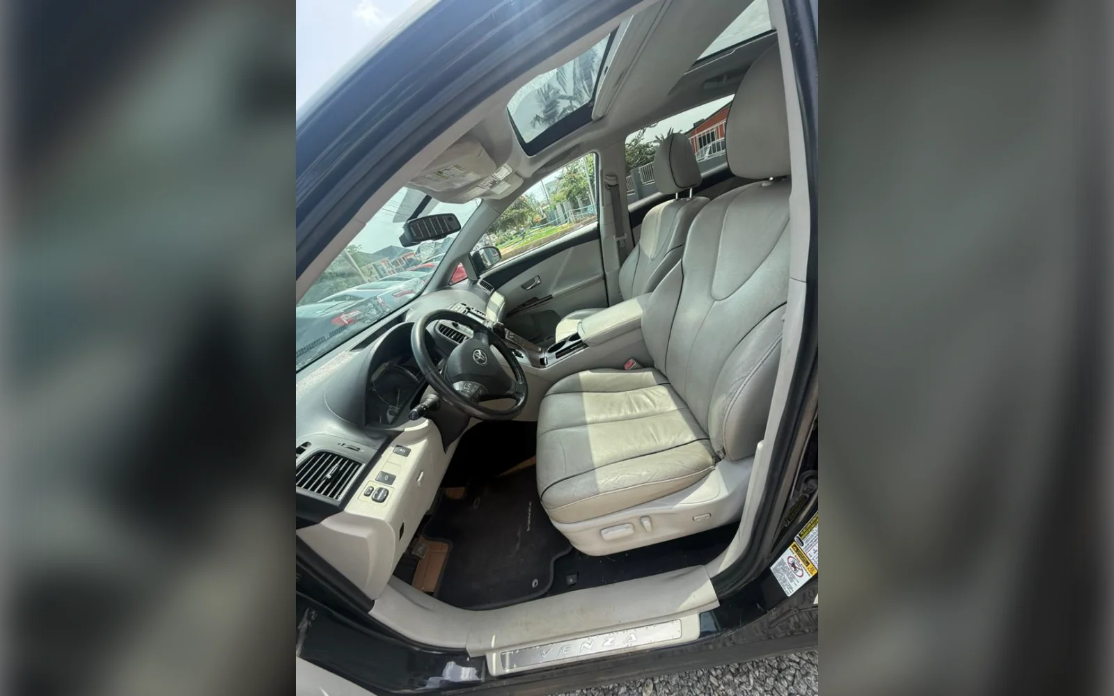 2010 Toyota Venza thumbnail 5