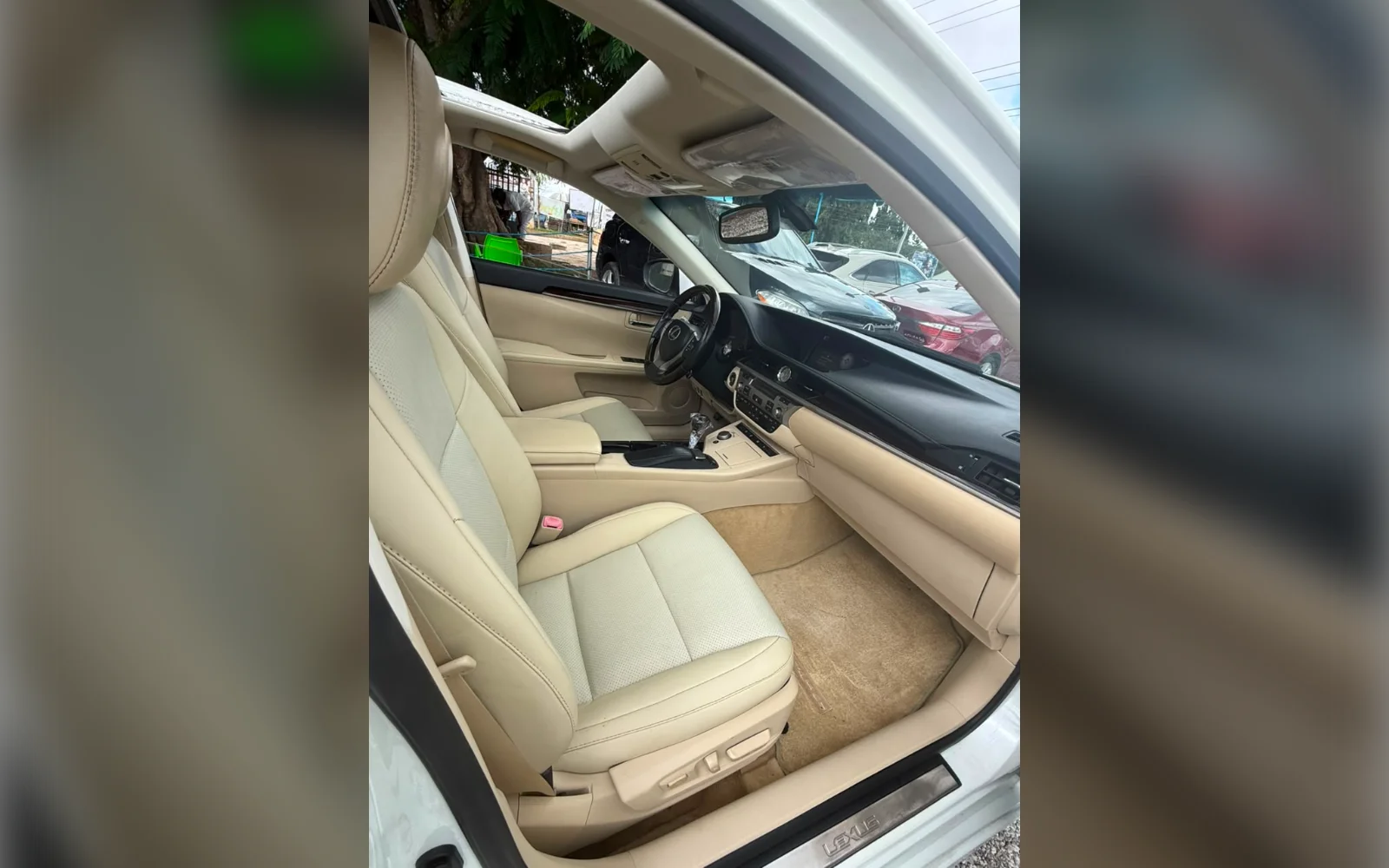 2013 Lexus ES350 thumbnail 6