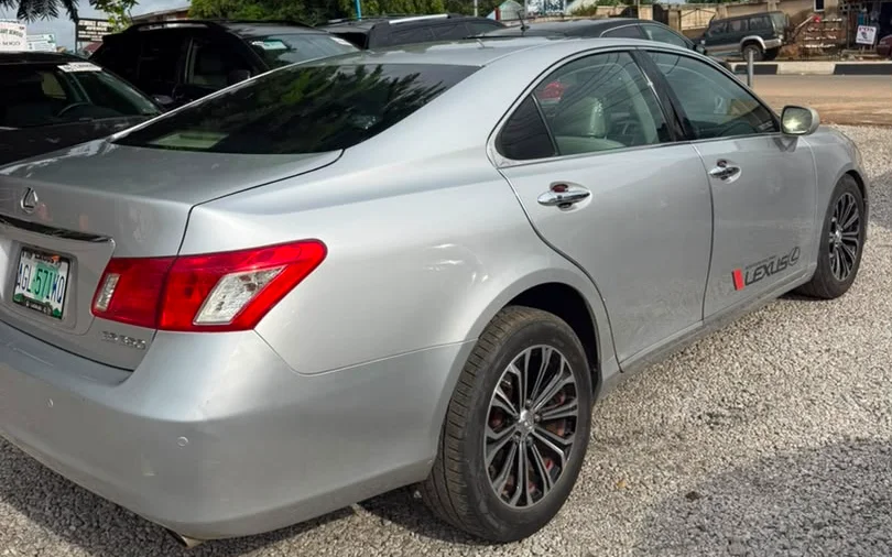 2008 Lexus ES350 thumbnail 4