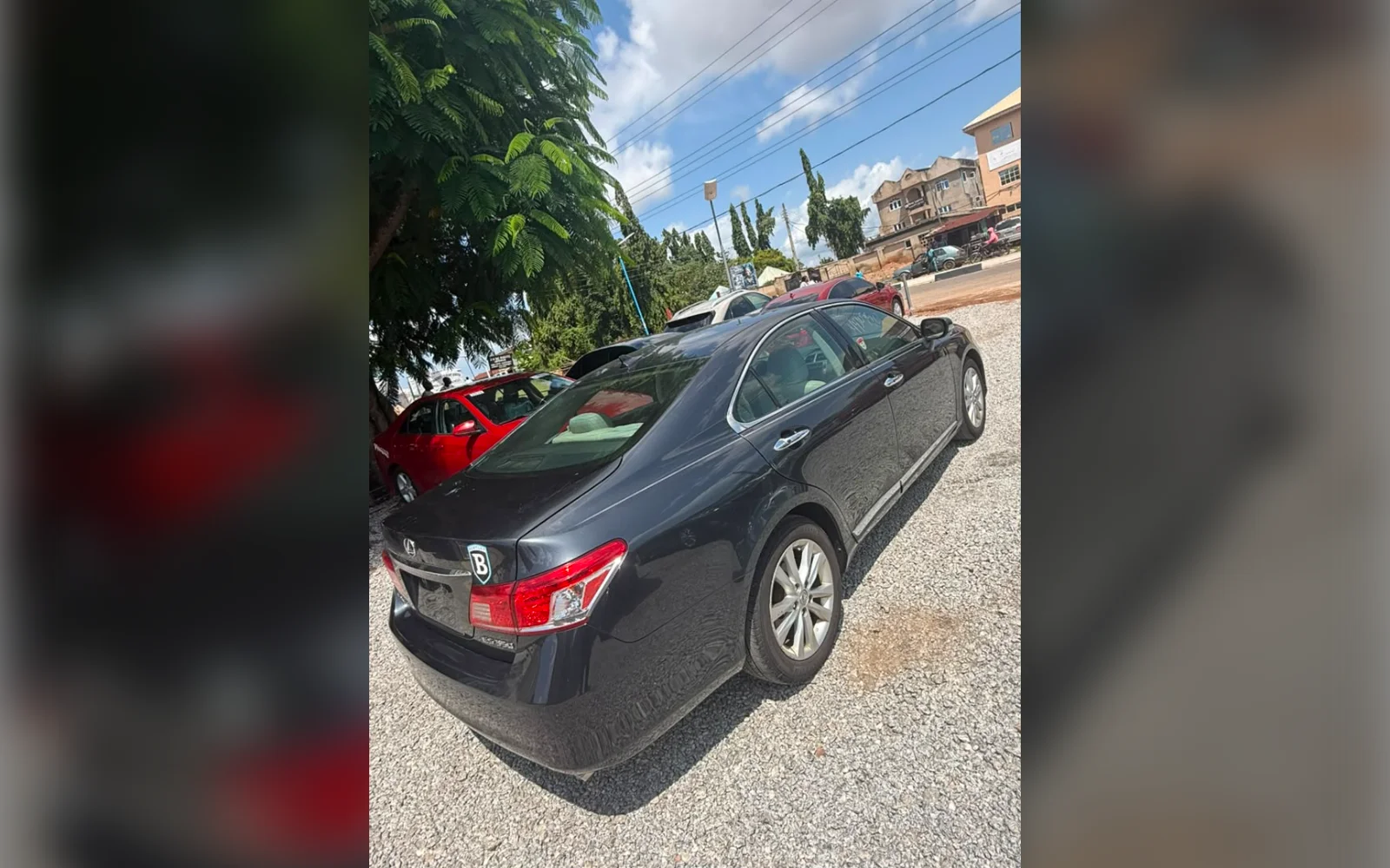 2010 Lexus ES350 thumbnail 4