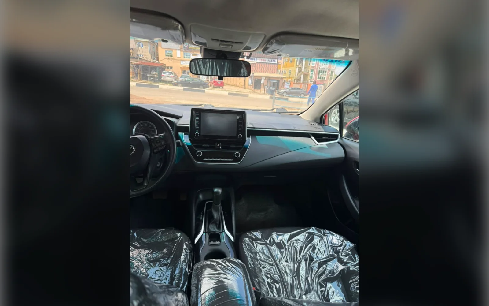 2020 Toyota Corolla thumbnail 5