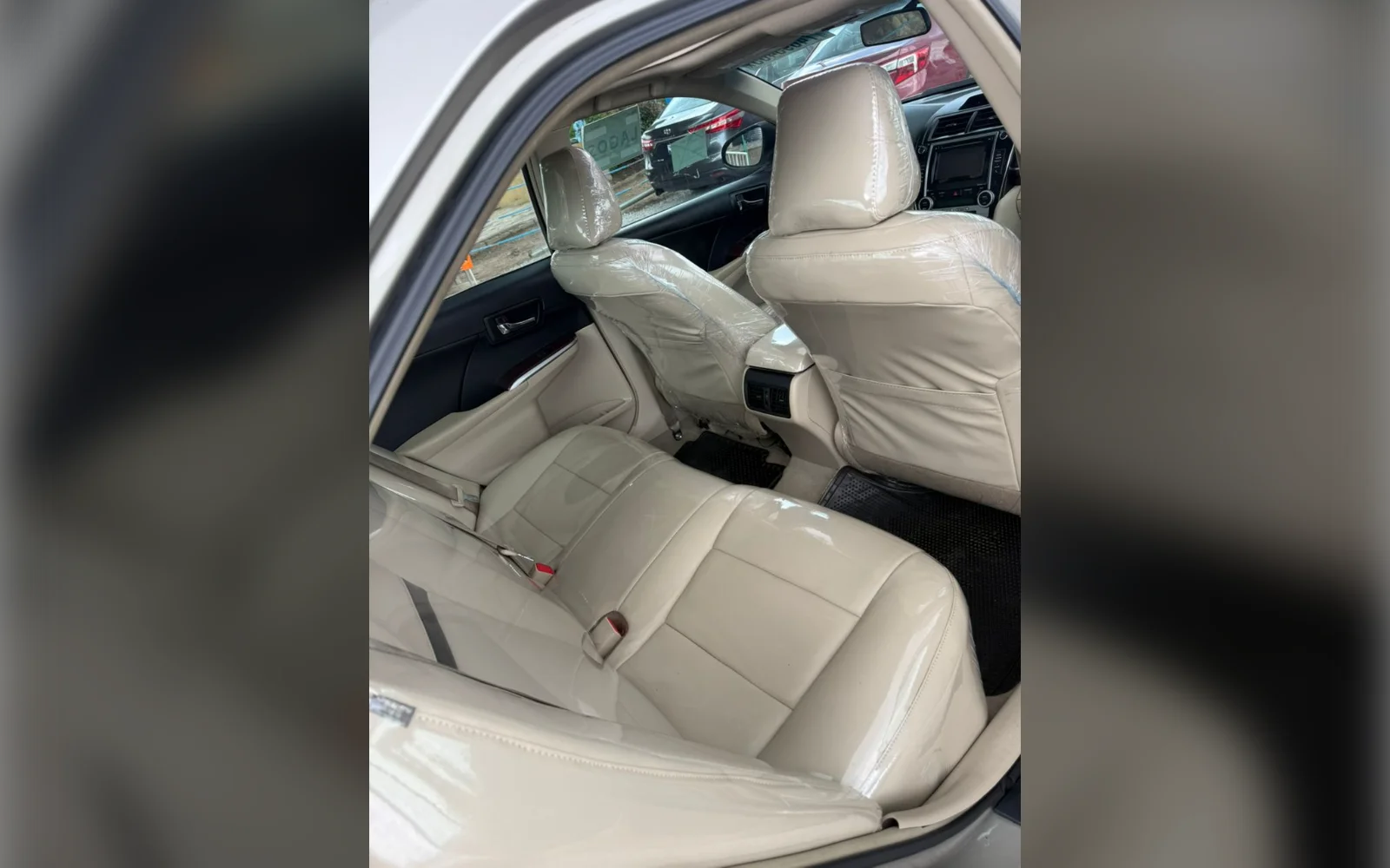2013 Toyota Camry XLE thumbnail 5