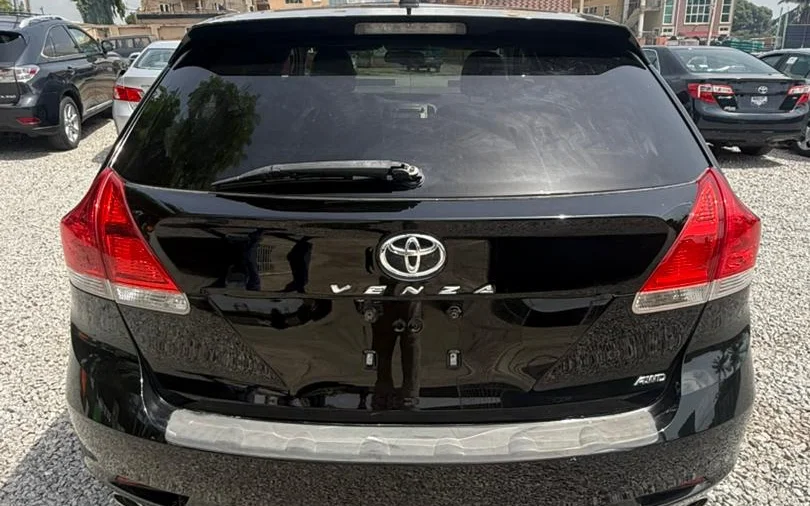 2010 Toyota Venza thumbnail 6