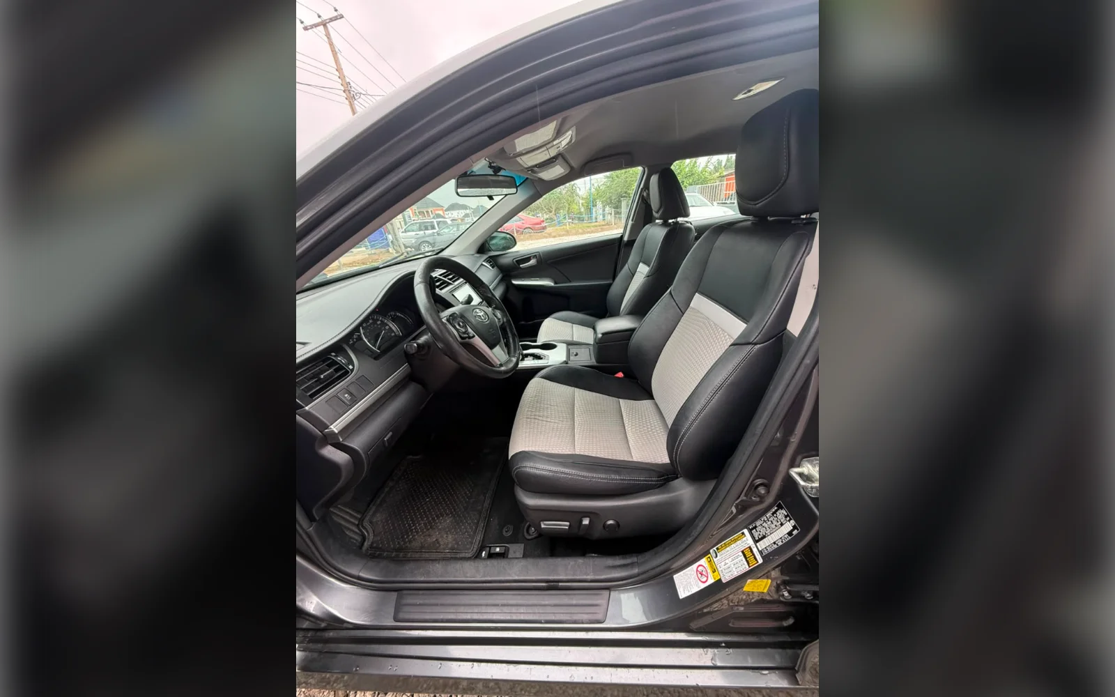 2013 Toyota Camry SE thumbnail 4