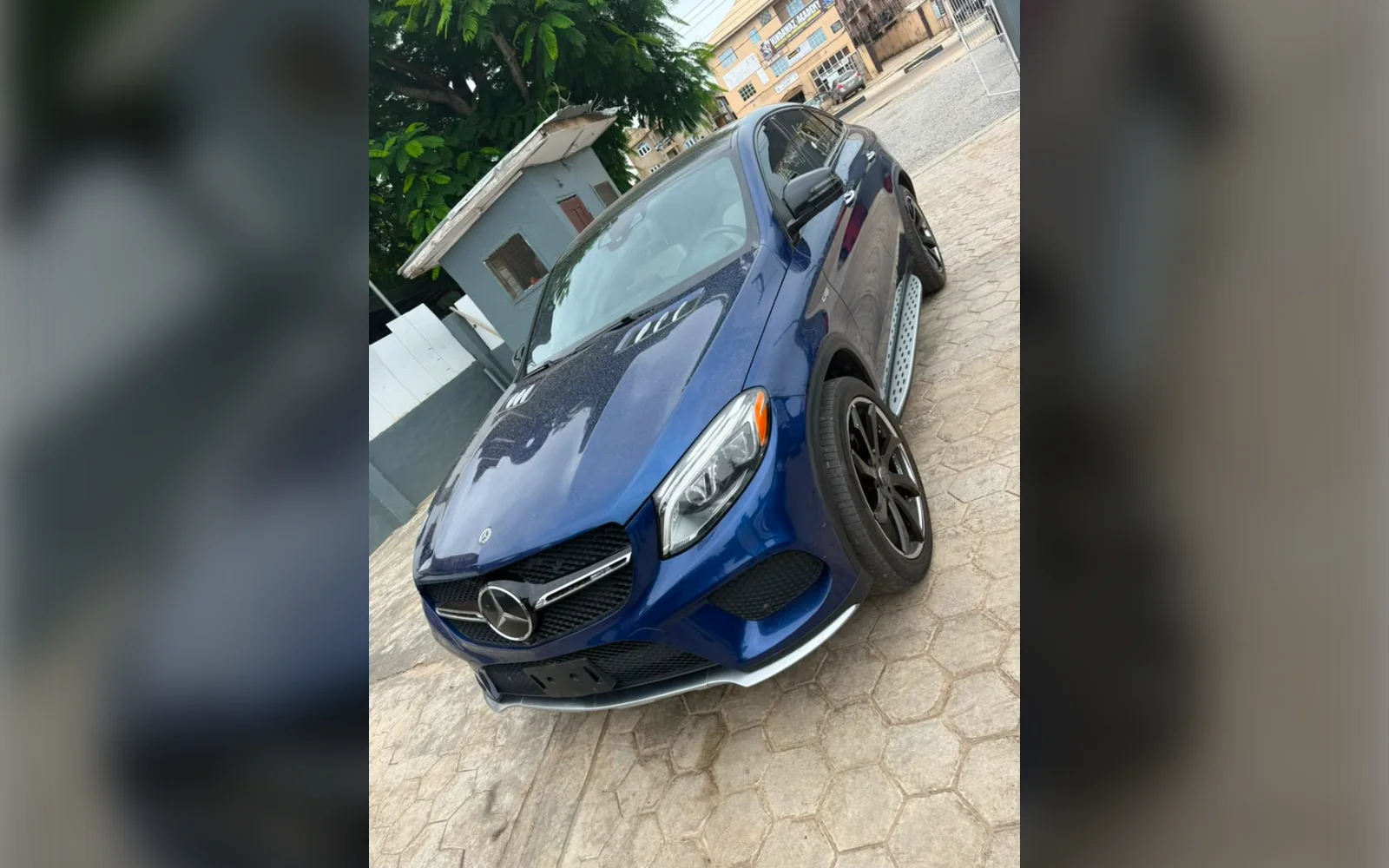 2019 Mercedes-Benz GLE 43 AMG thumbnail 4